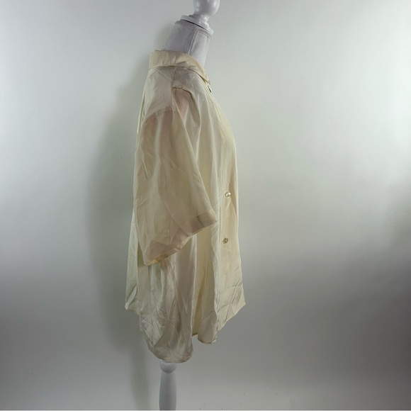NWT Cream Blouse With Front Buttons- Jones New York - Picture 10 of 10
